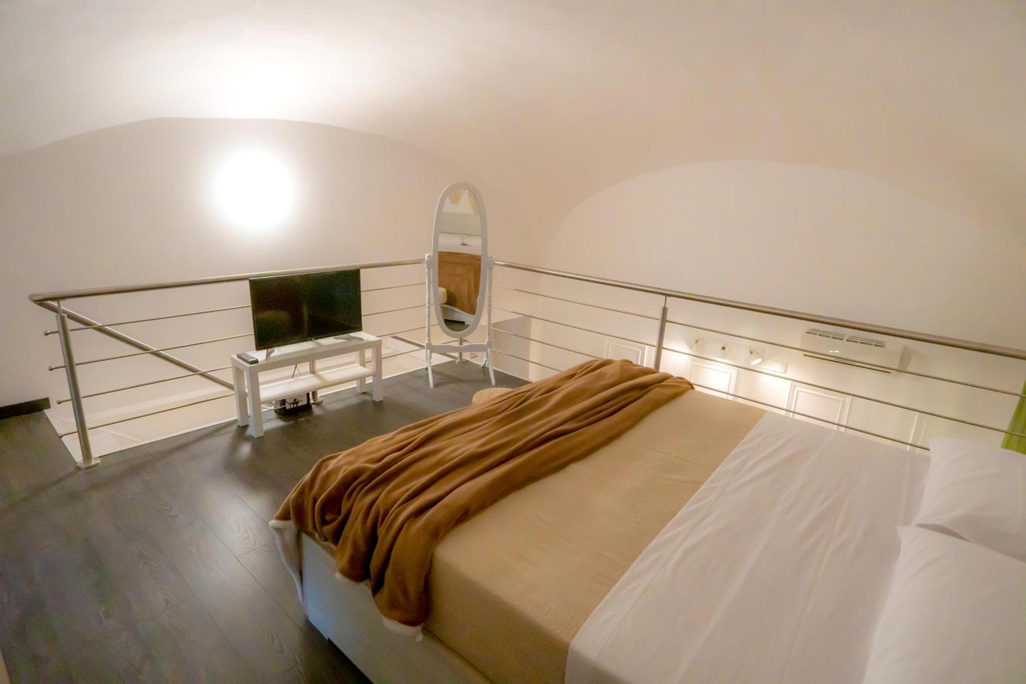 Palazzo Del Vescovo Panzió Torre Annunziata Kültér fotó